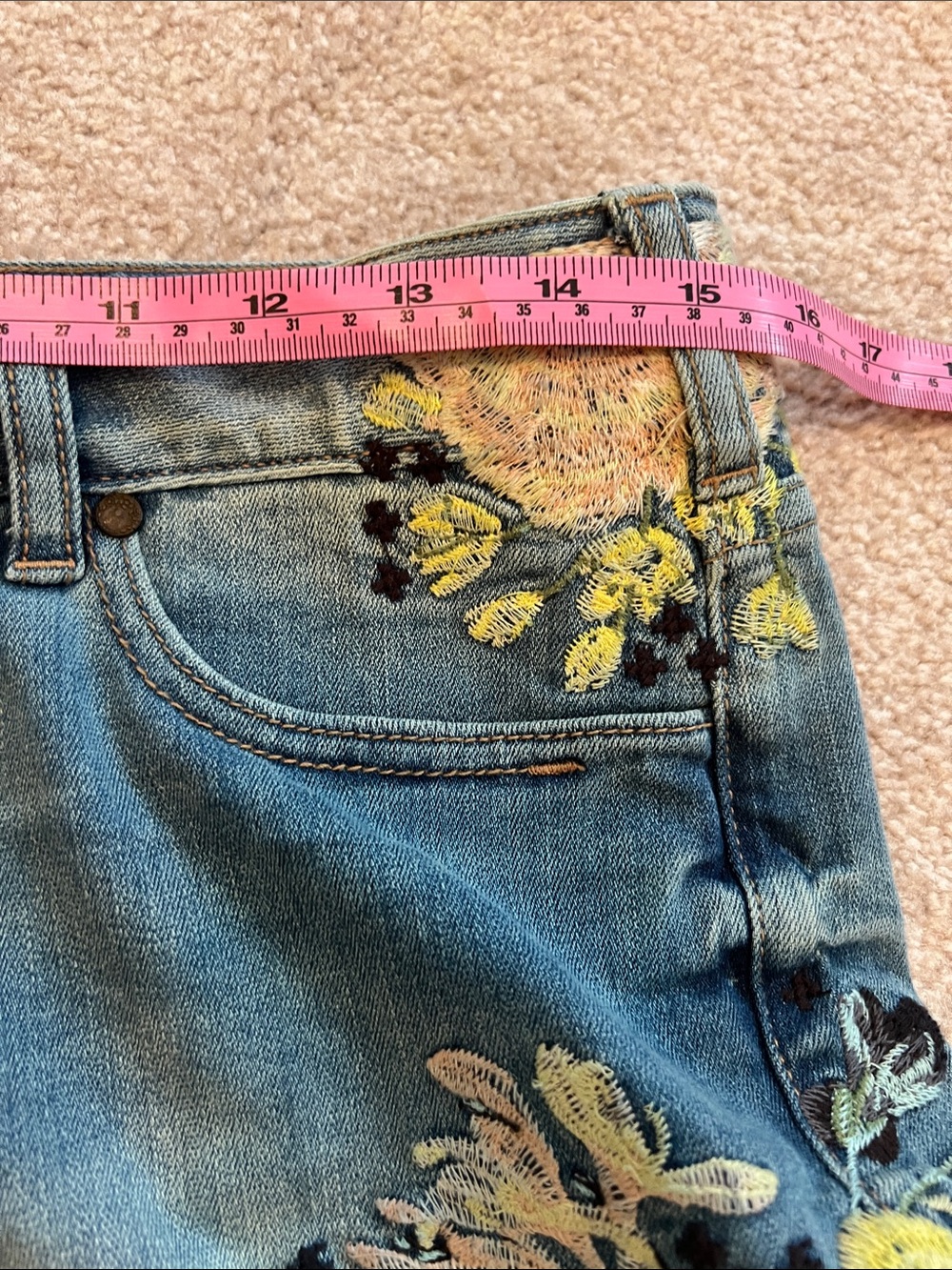 Sundance Embroidered Denim Shorts - Blue with Yellow & Pink Floral NWOT - Picture 5 of 6